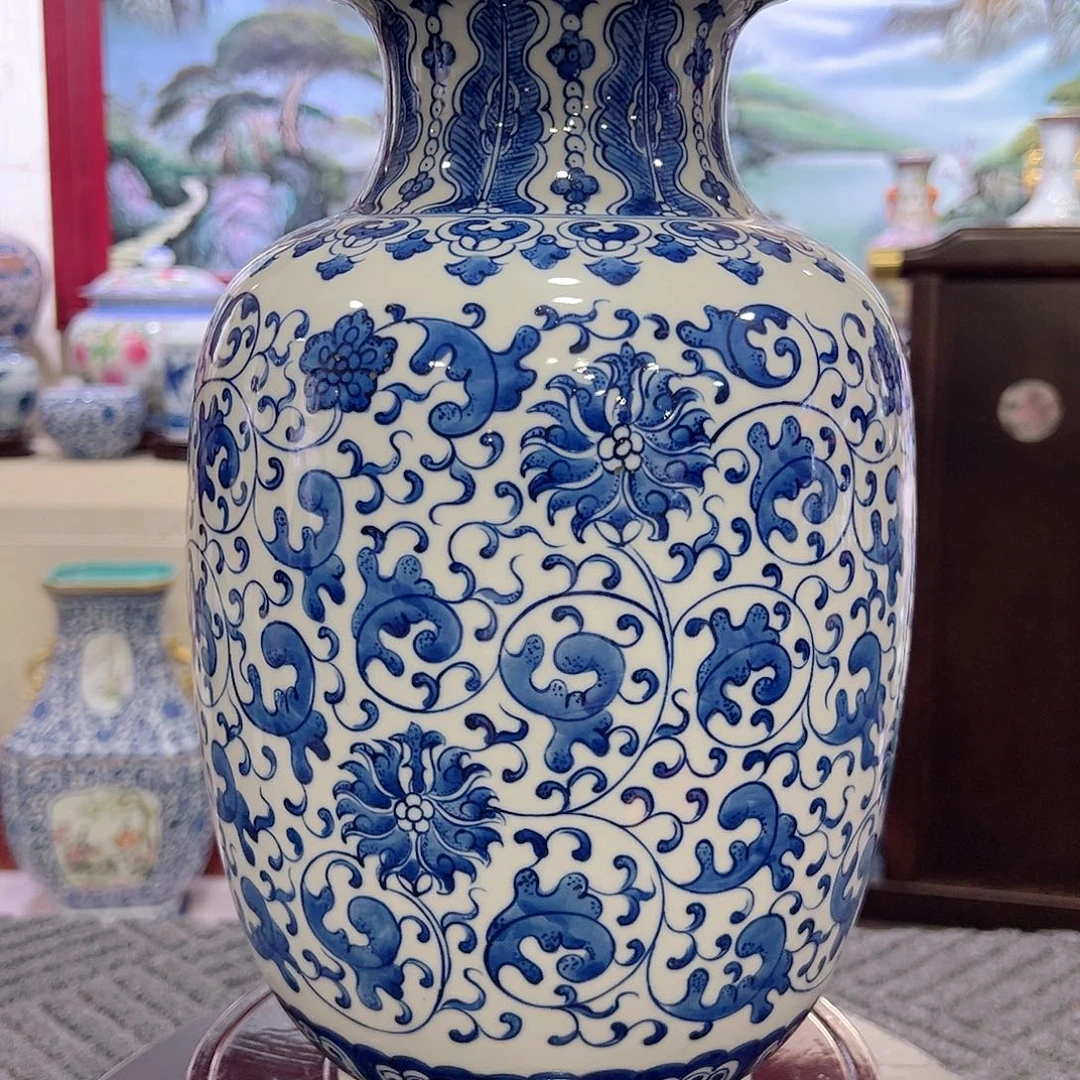M***l确保全手工柴窑青花瓶