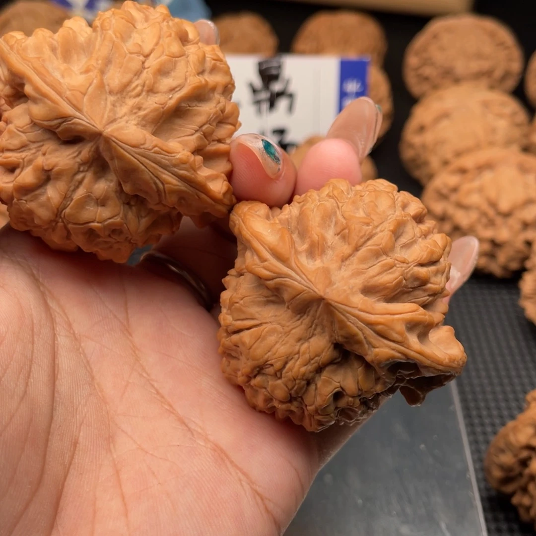 吊坠文玩核桃大**子龙鼎