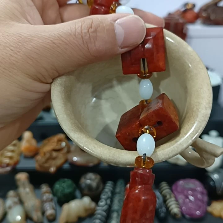 摆件瓷器嘁嘁嘁器轻轻巧巧