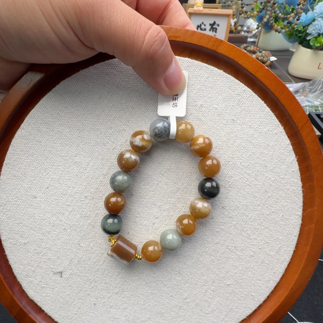 山***平和田玉未镶嵌手链卡12牛扎楼兰，103