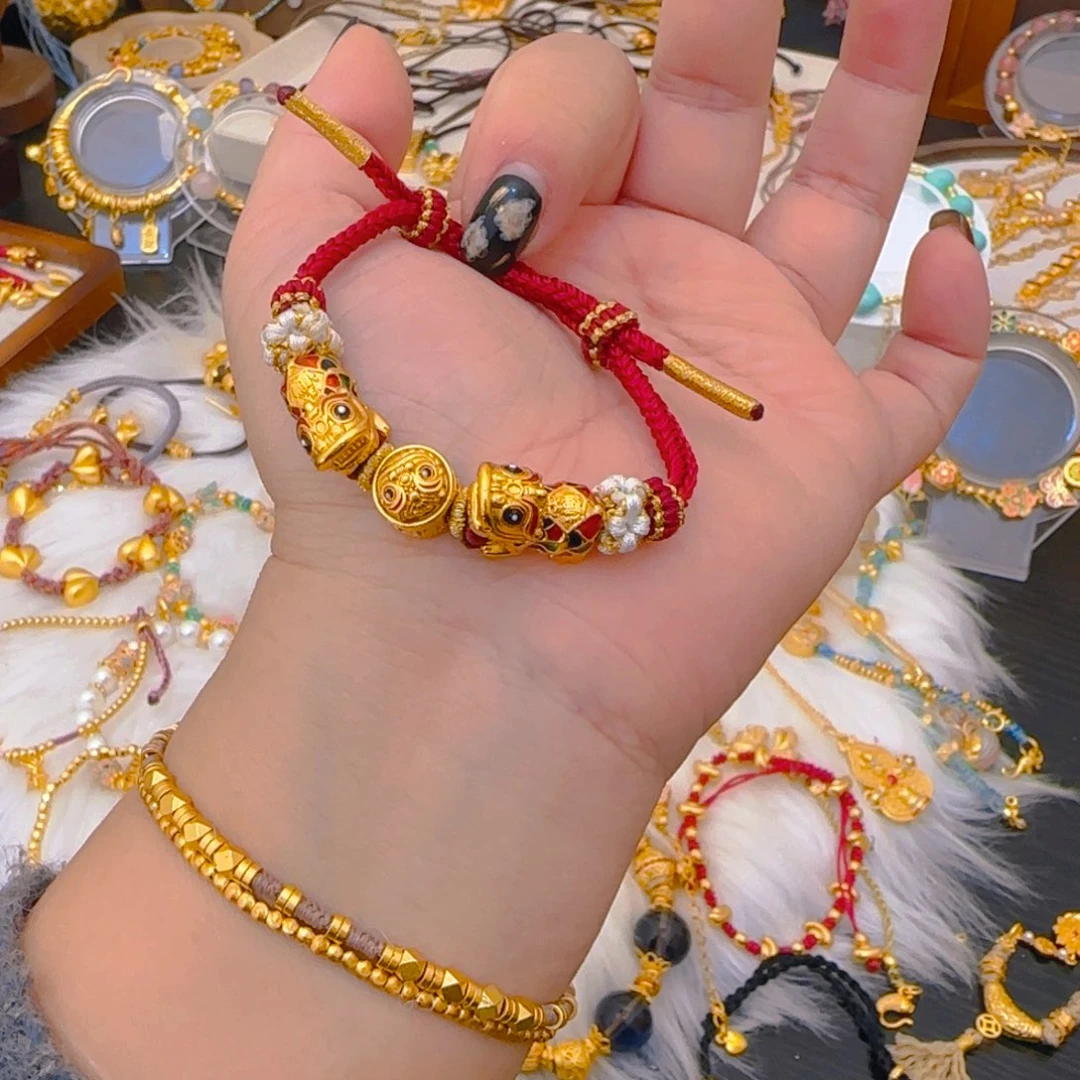 布艺铜合金醒狮红绳