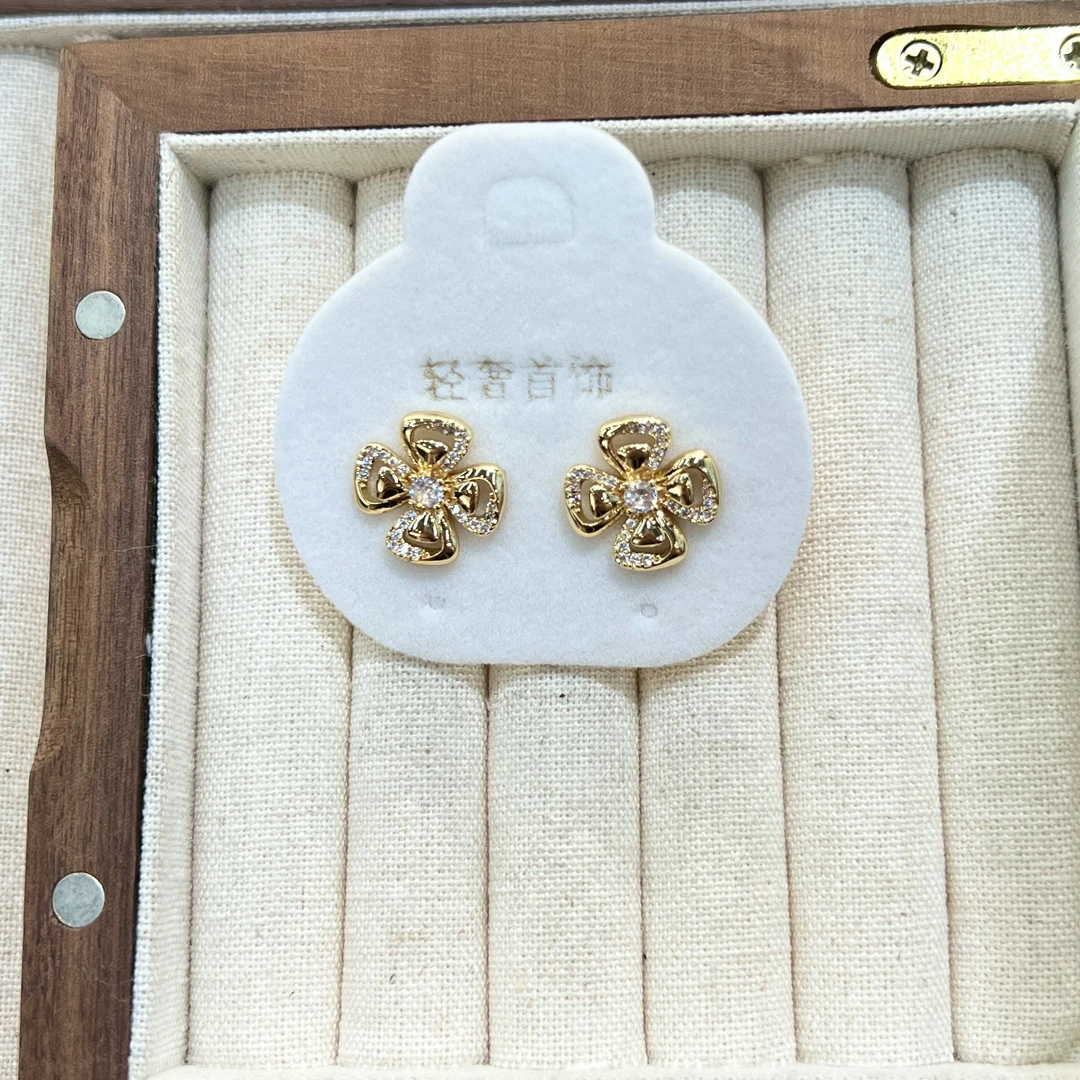 铜合金锆石耳饰 ES-314微镶四叶花复古轻奢高级感耳钉