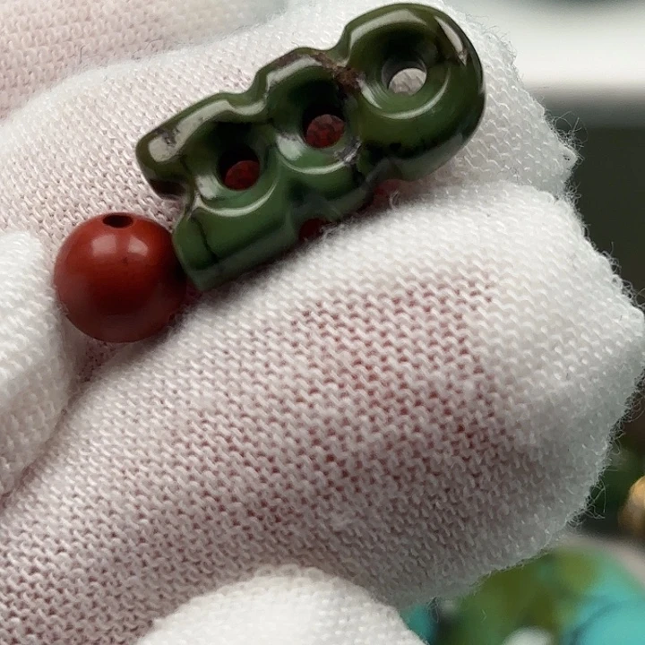 南红玛瑙未镶嵌珠宝奇石