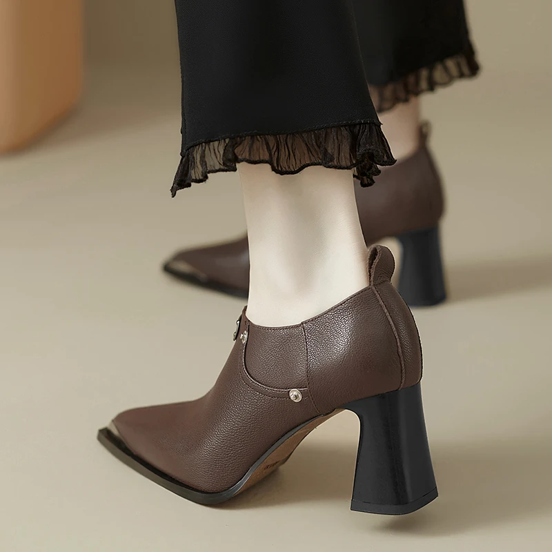 小个子增高6.5cm~新款真皮尖头深口单鞋女粗跟高跟鞋气质职业鞋子