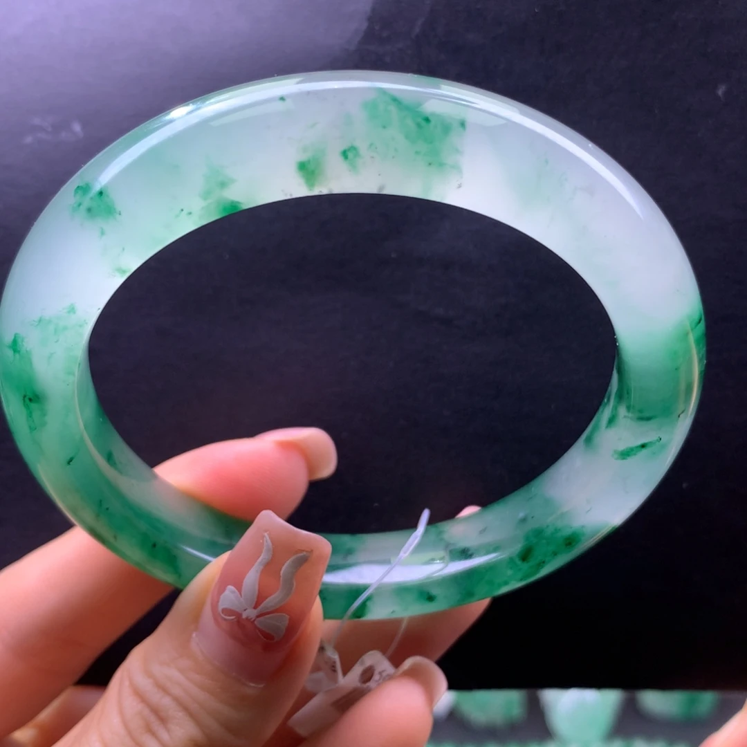 石英质玉未镶嵌手镯58