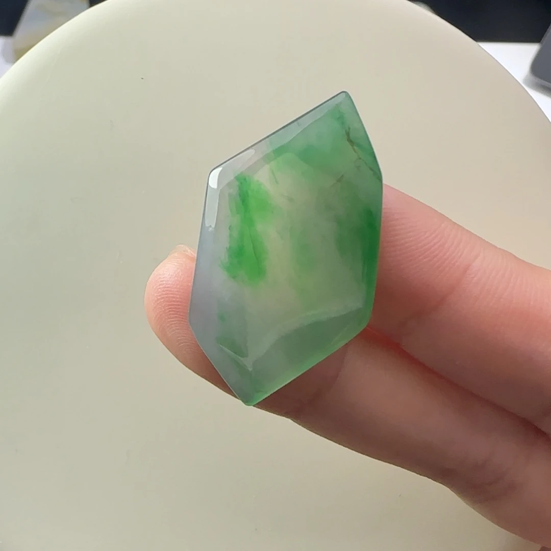 定制翡翠未镶嵌材料