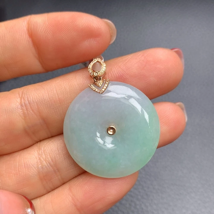 翡翠吊坠(不含链)18K金镶嵌