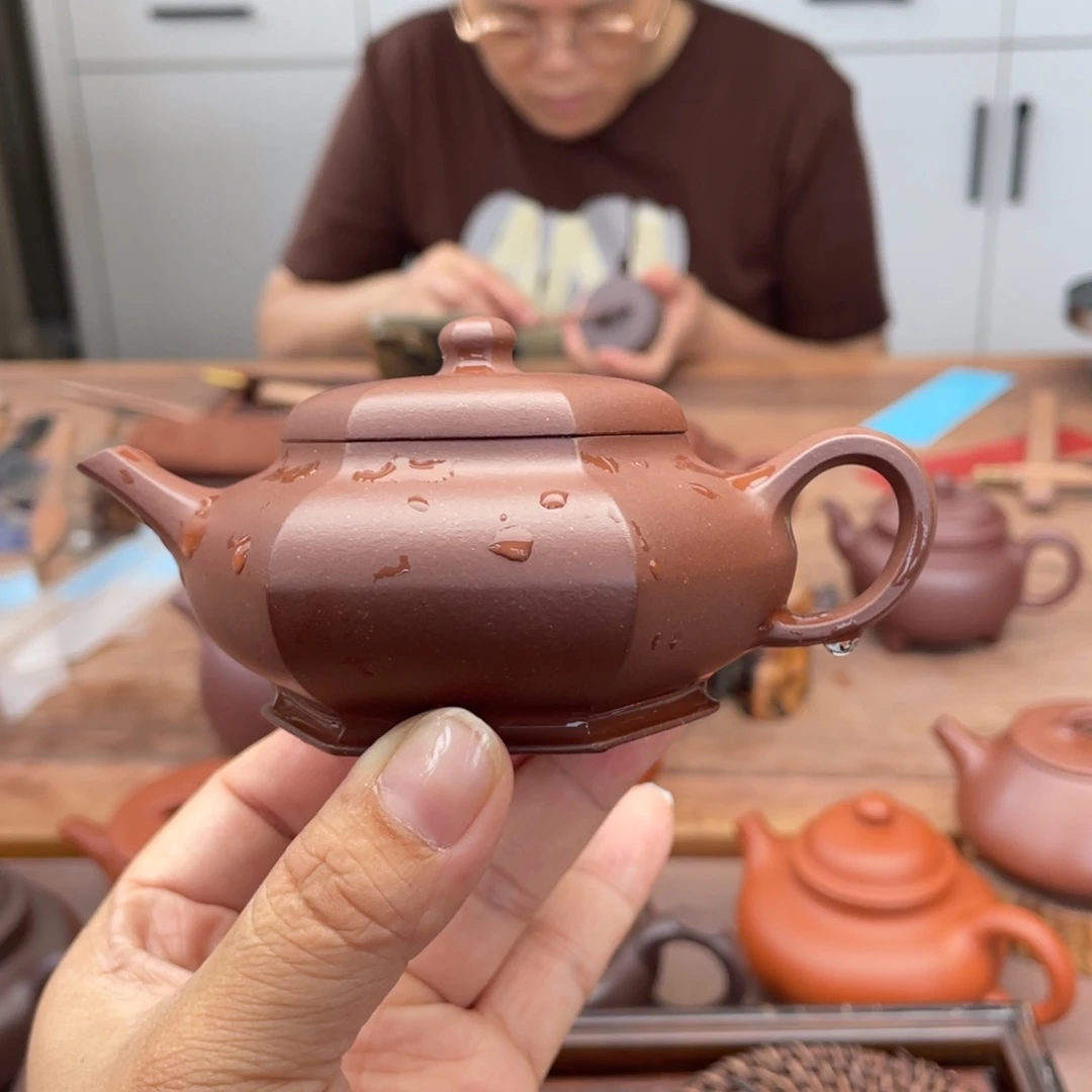 小***鲸茶杯紫砂六方虚扁