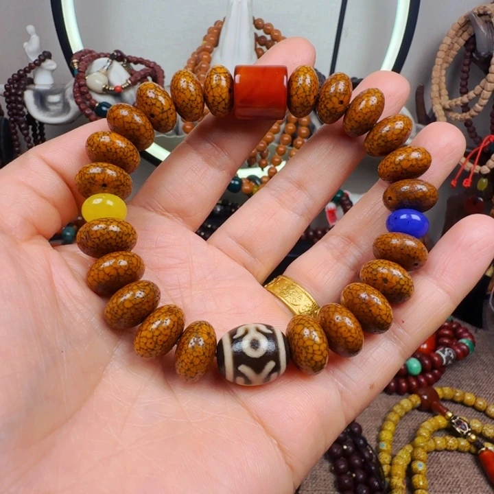 吊坠星月菩提手串