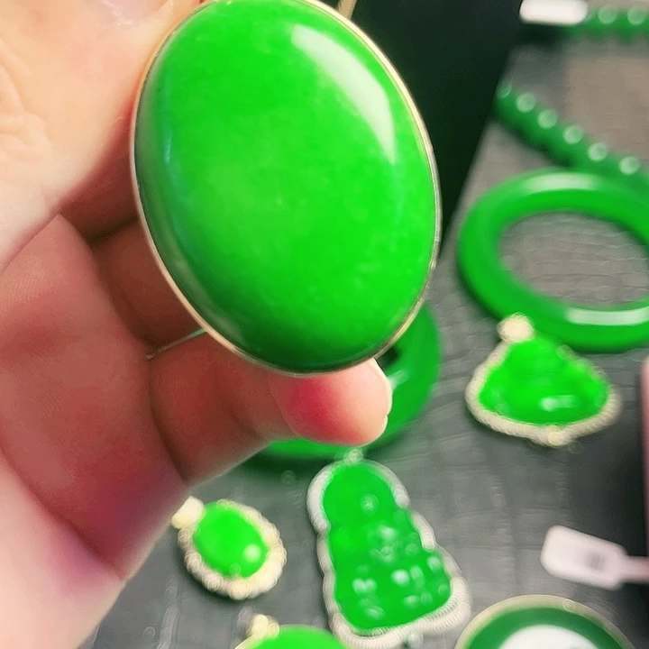 吊坠项链一物一图