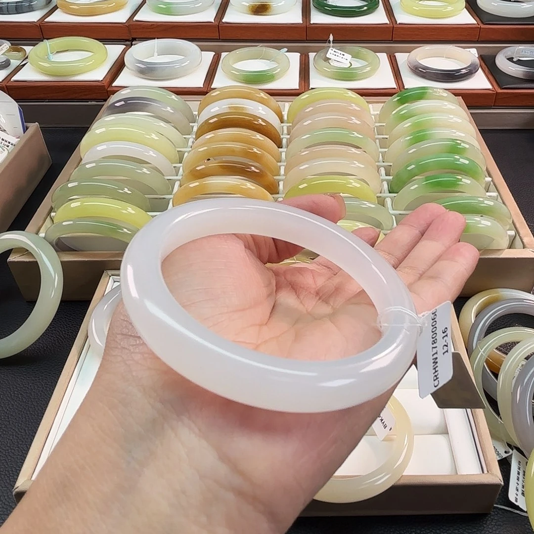 和田玉未镶嵌手镯冰猫白月光