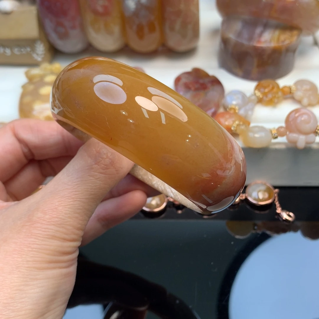 硅化珊瑚（珊瑚玉）手镯未镶嵌58口原1700