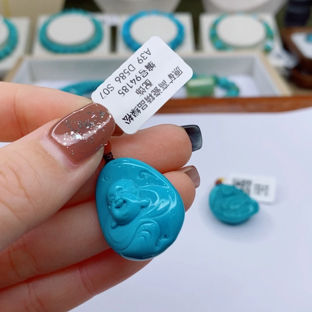 绿松石未镶嵌珠宝奇石