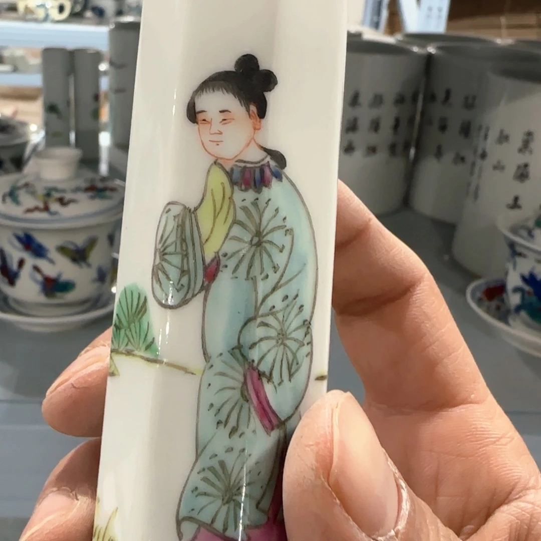 瓷片摆件手绘瓷器全部处理了