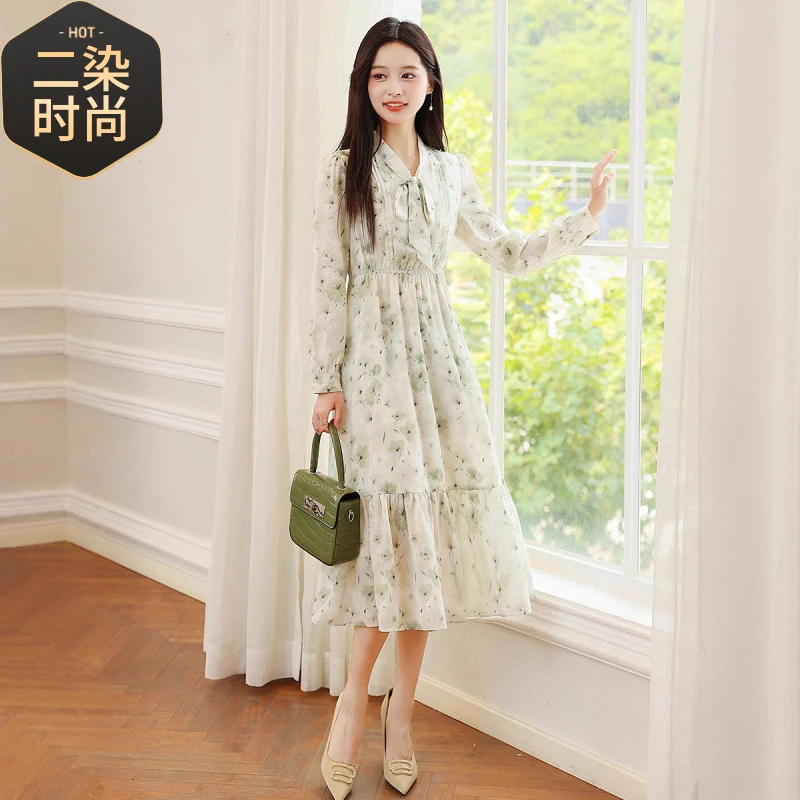 后妈裙飘带领荷叶边碎花时尚女秋季法式气质收腰长裙显瘦夏季气