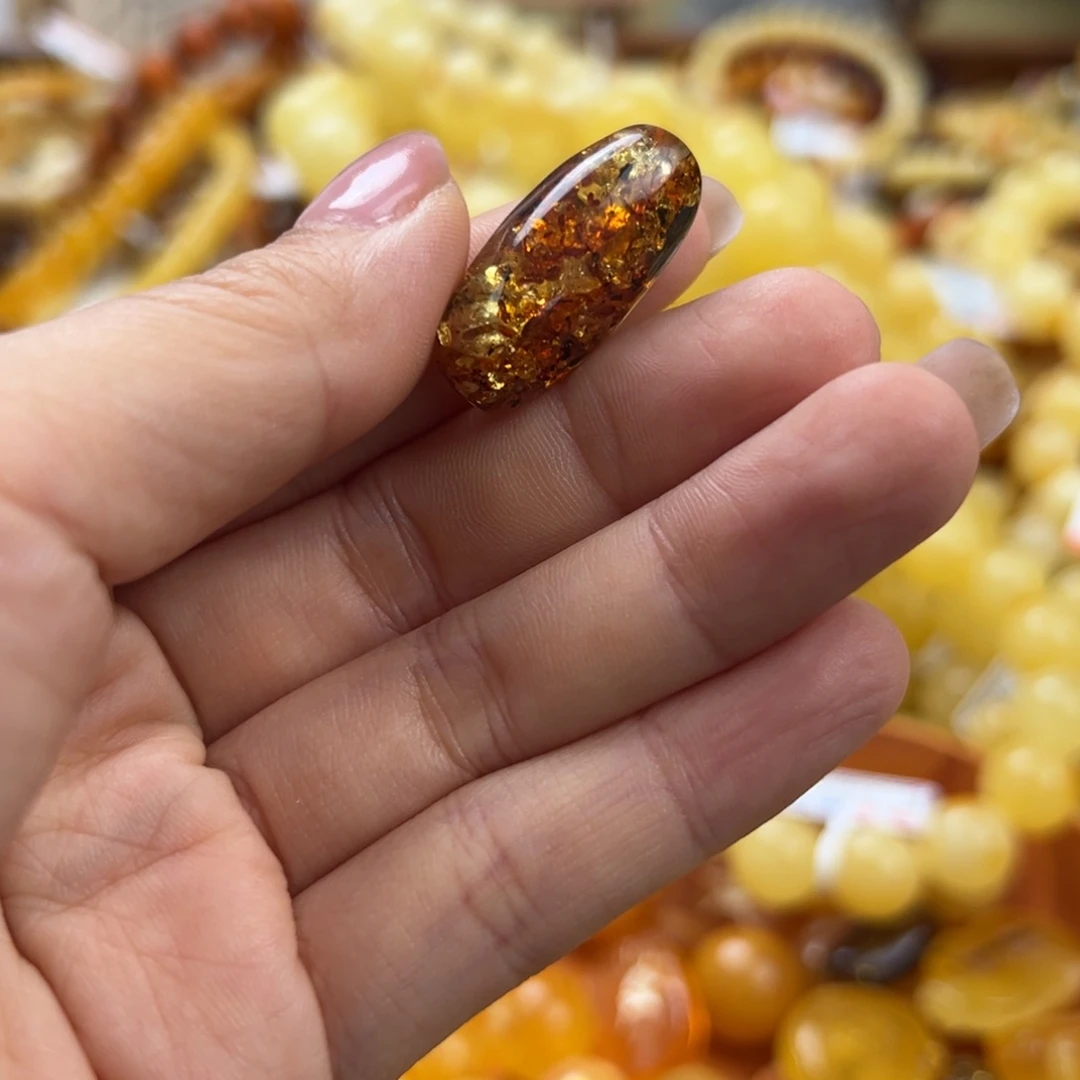 未镶嵌琥珀珠宝奇石