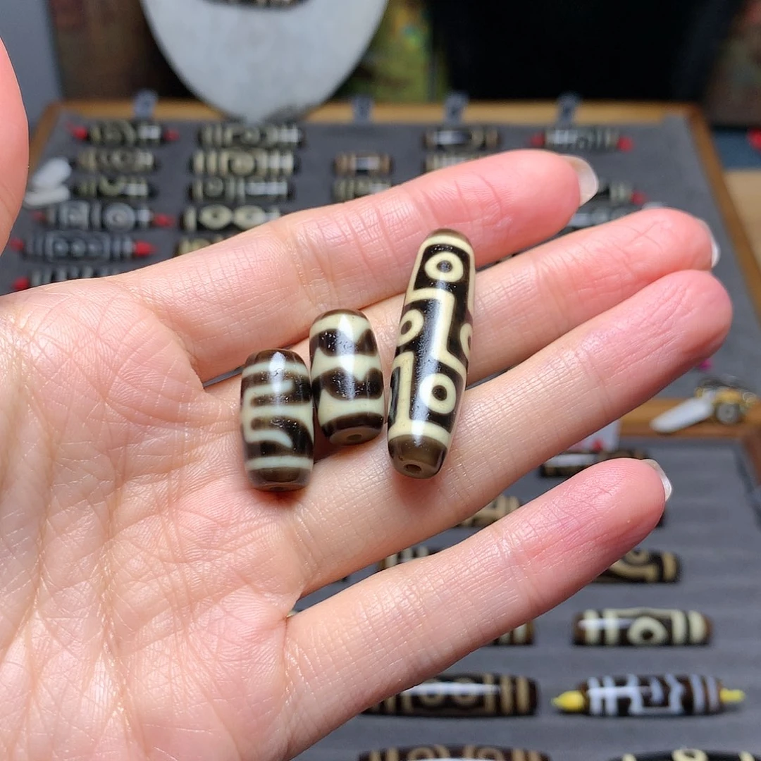 玛瑙/玉髓吊坠(赠链)未镶嵌花*