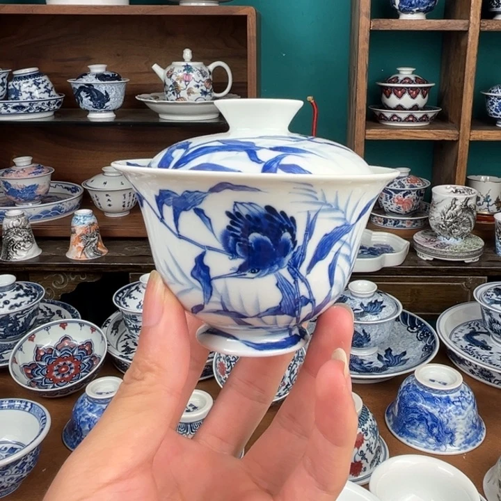 瓷片盖碗哈哈哈哈哈哈哈哈