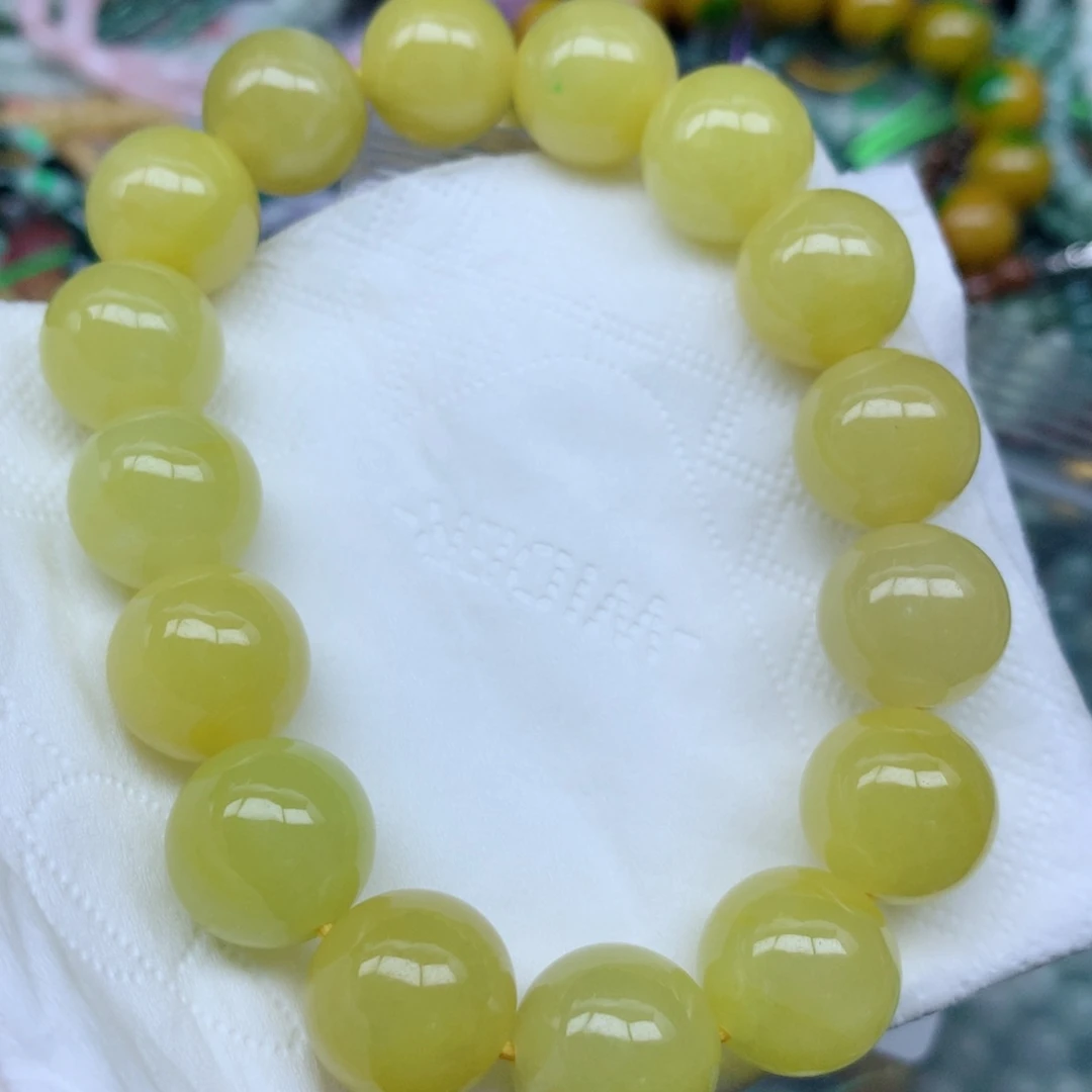 颈饰未镶嵌翡翠后**树翡翠