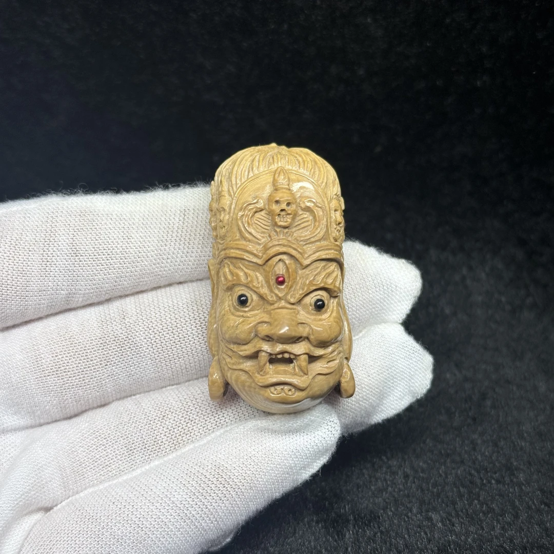 A0095大黑天猛犸牙工艺品