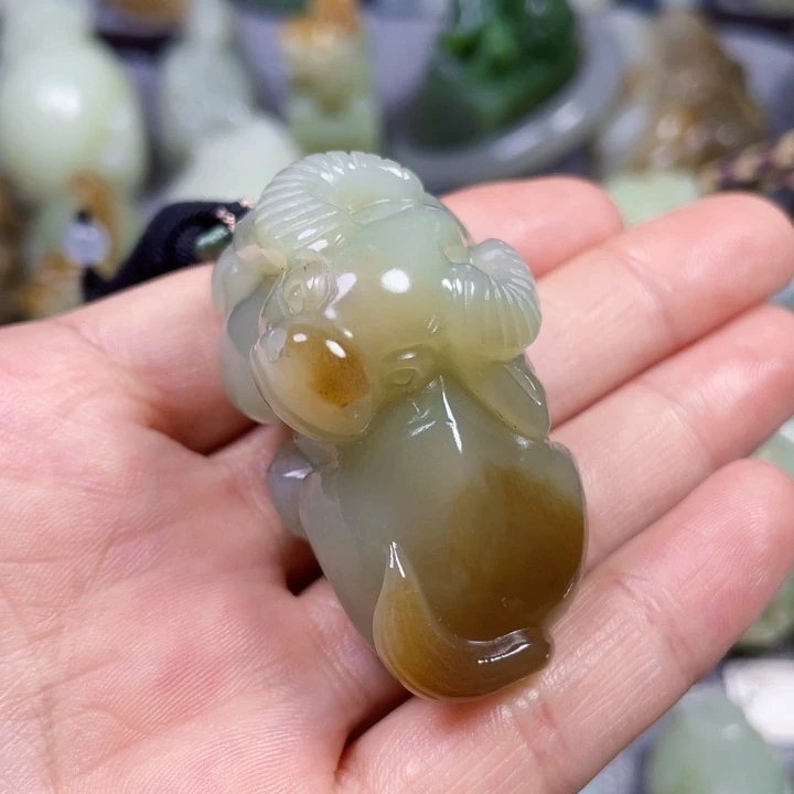未镶嵌和田玉挂件