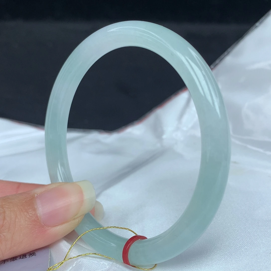 翡翠手镯未镶嵌54圈0739