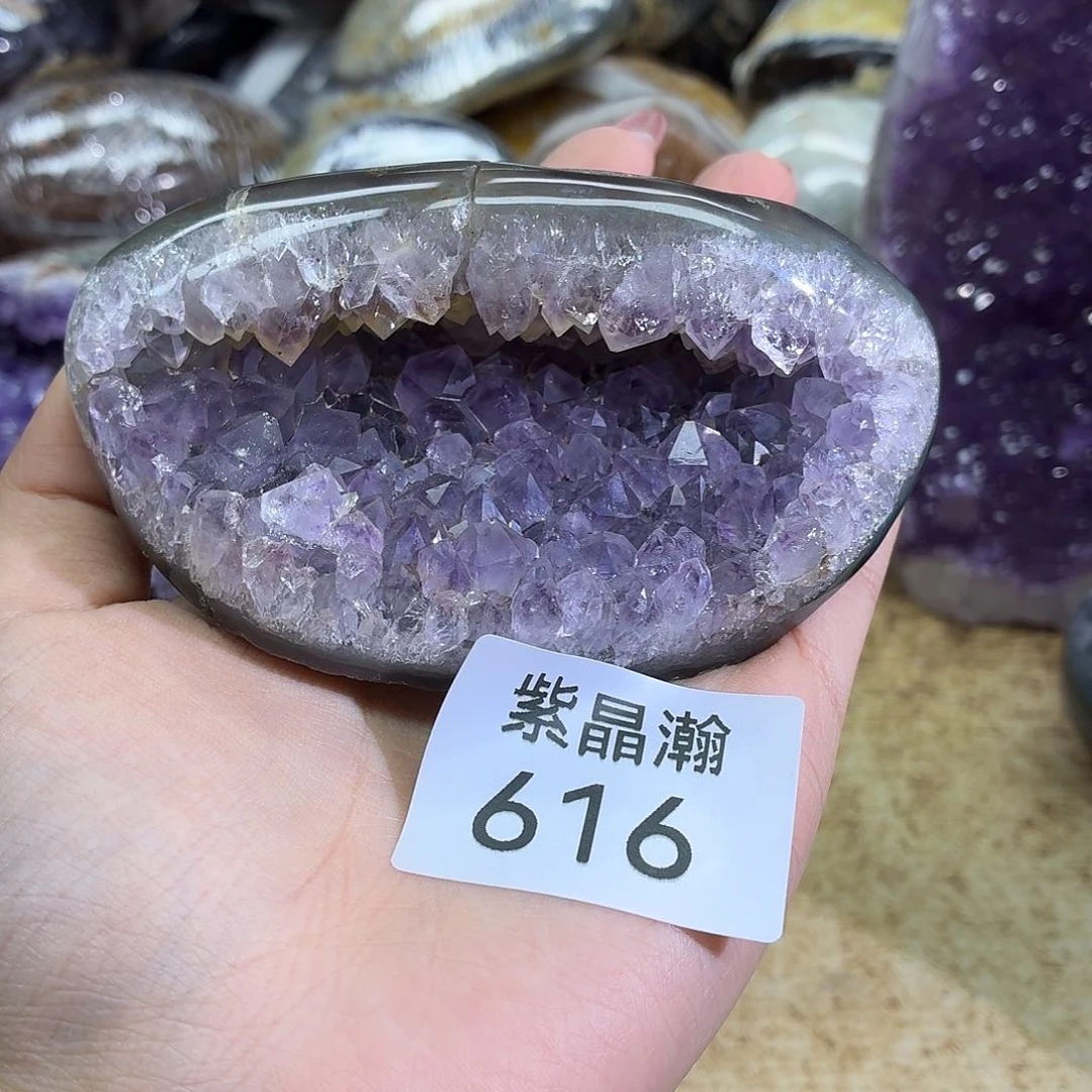 未镶嵌水晶大型摆件（非配饰）