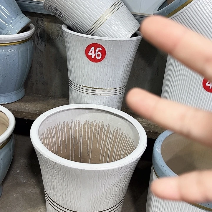 陶瓷大花盆一套三个