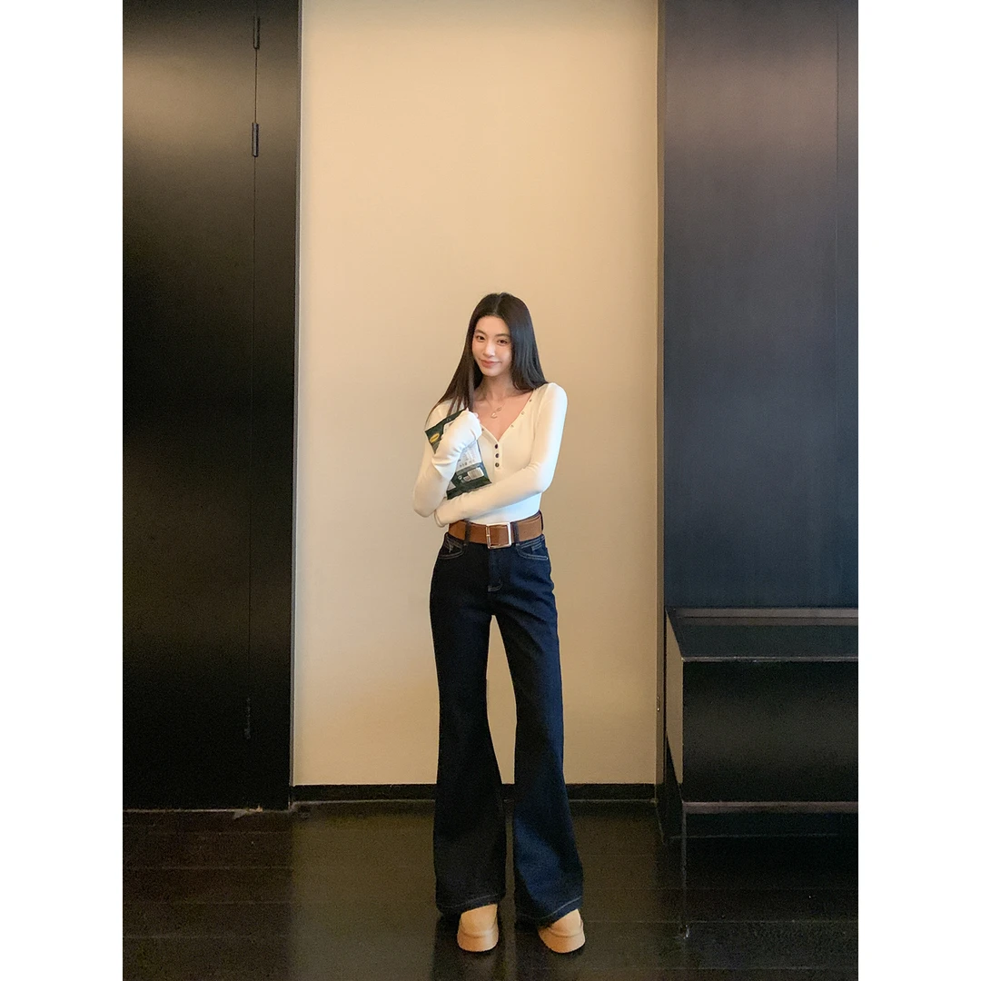 MG小象 长腿特派员'加绒微喇牛仔裤女秋冬通勤显瘦修身高腰休闲裤