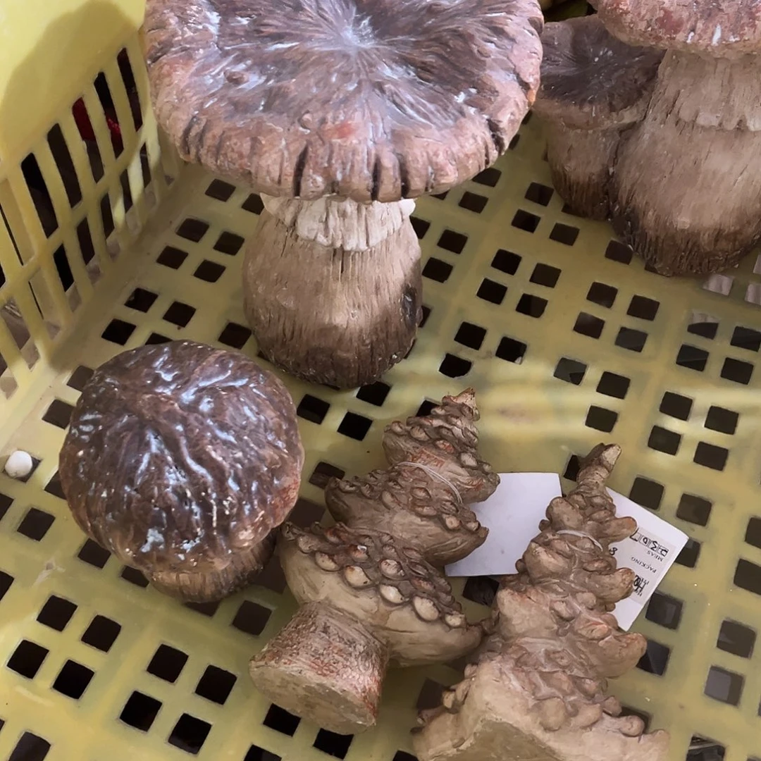 芝***怪树脂四个摆件摆件摆件