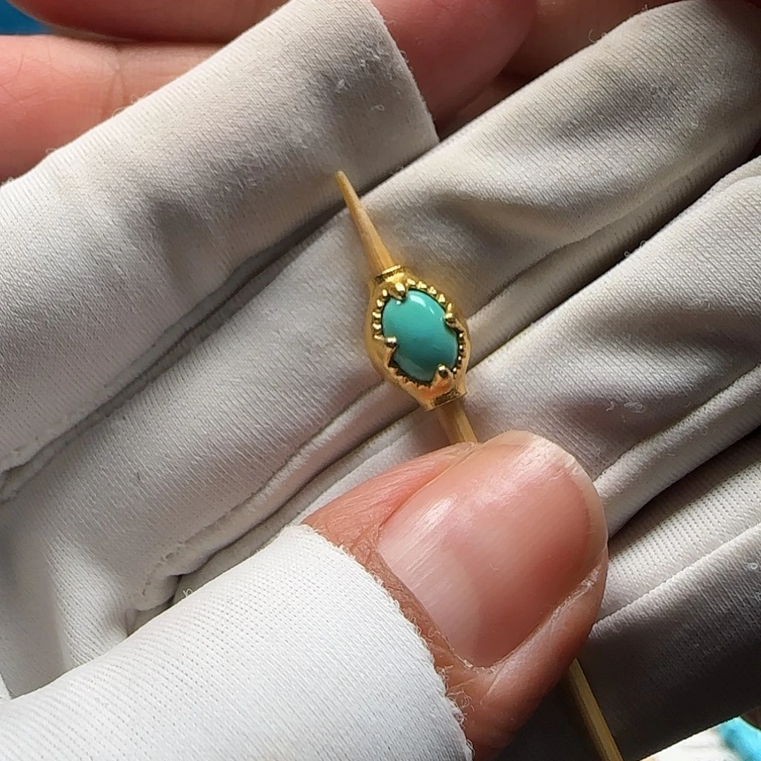 绿松石18K金镶嵌吊坠(不含链)