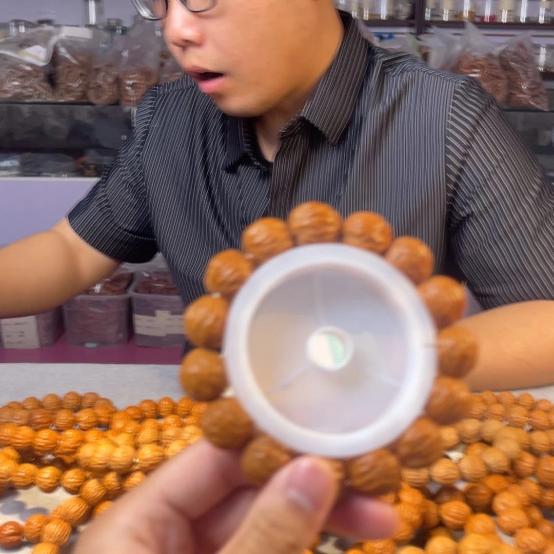 猴头核桃吊坠霸王龙