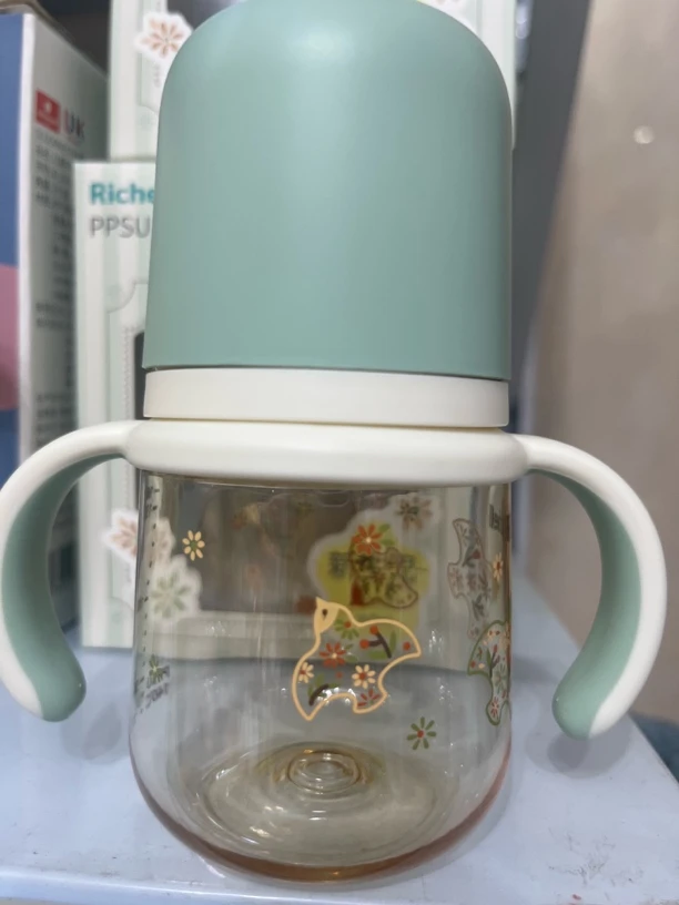 利其尔奶瓶160ppsu 有瑕疵 介意勿拍 no退no换