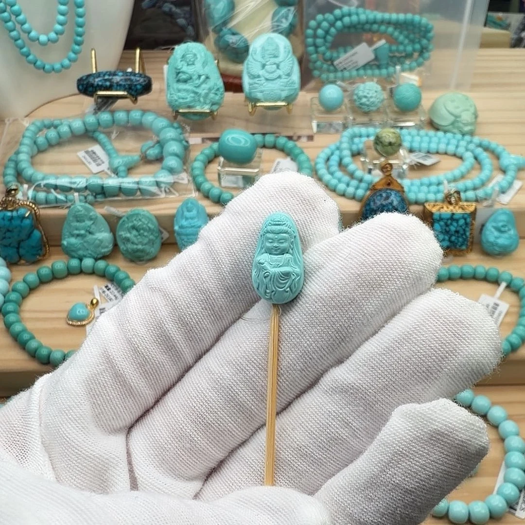 绿松石未镶嵌珠宝奇石