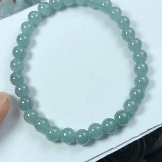 翡翠未镶嵌颈饰缅甸A货，每天下午1点半开播