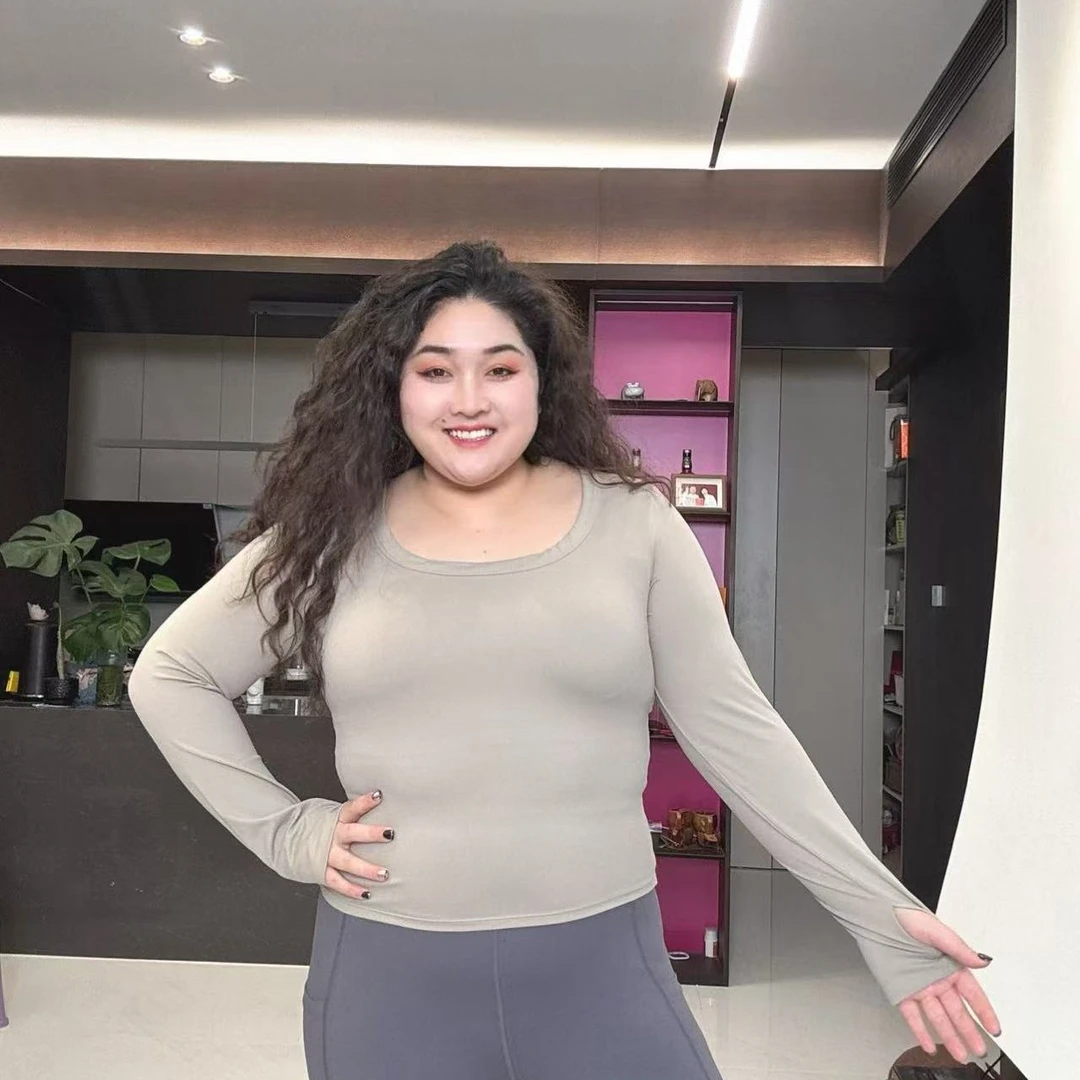 励志女孩大码春夏云感系列运动健身带胸垫{一体杯}运动长袖WX-589