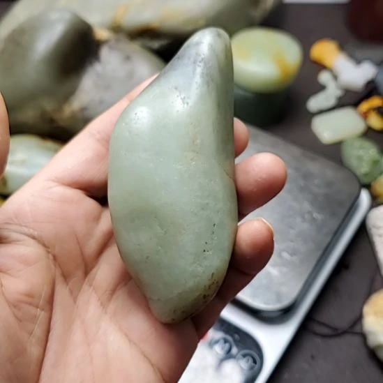 和田玉（糖玉）未镶嵌挂件