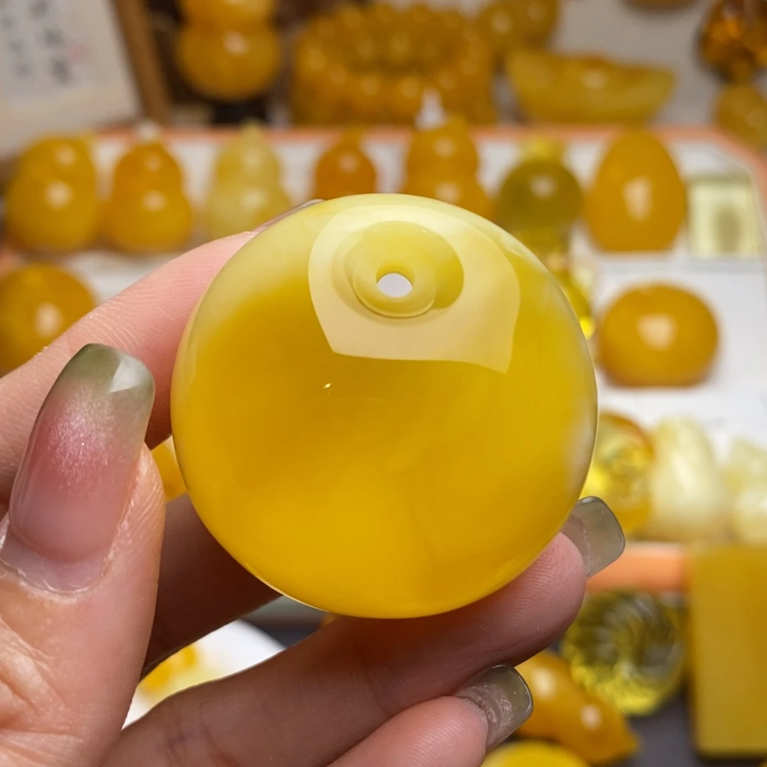 真***静未镶嵌颈饰琥珀蜜蜡琥珀