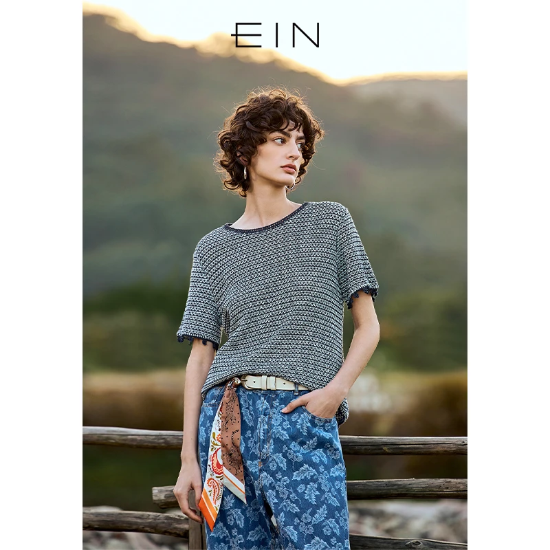 EIN/言度假风圆领蓝白双色针织五分袖休闲上衣女装2025早春新款