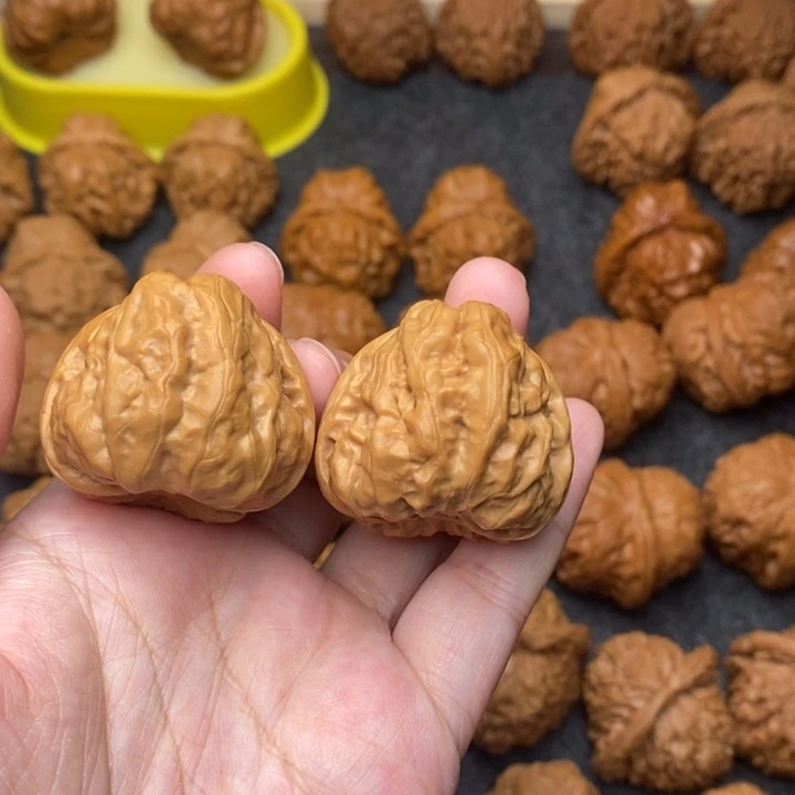 文玩核桃把件蛤蟆35