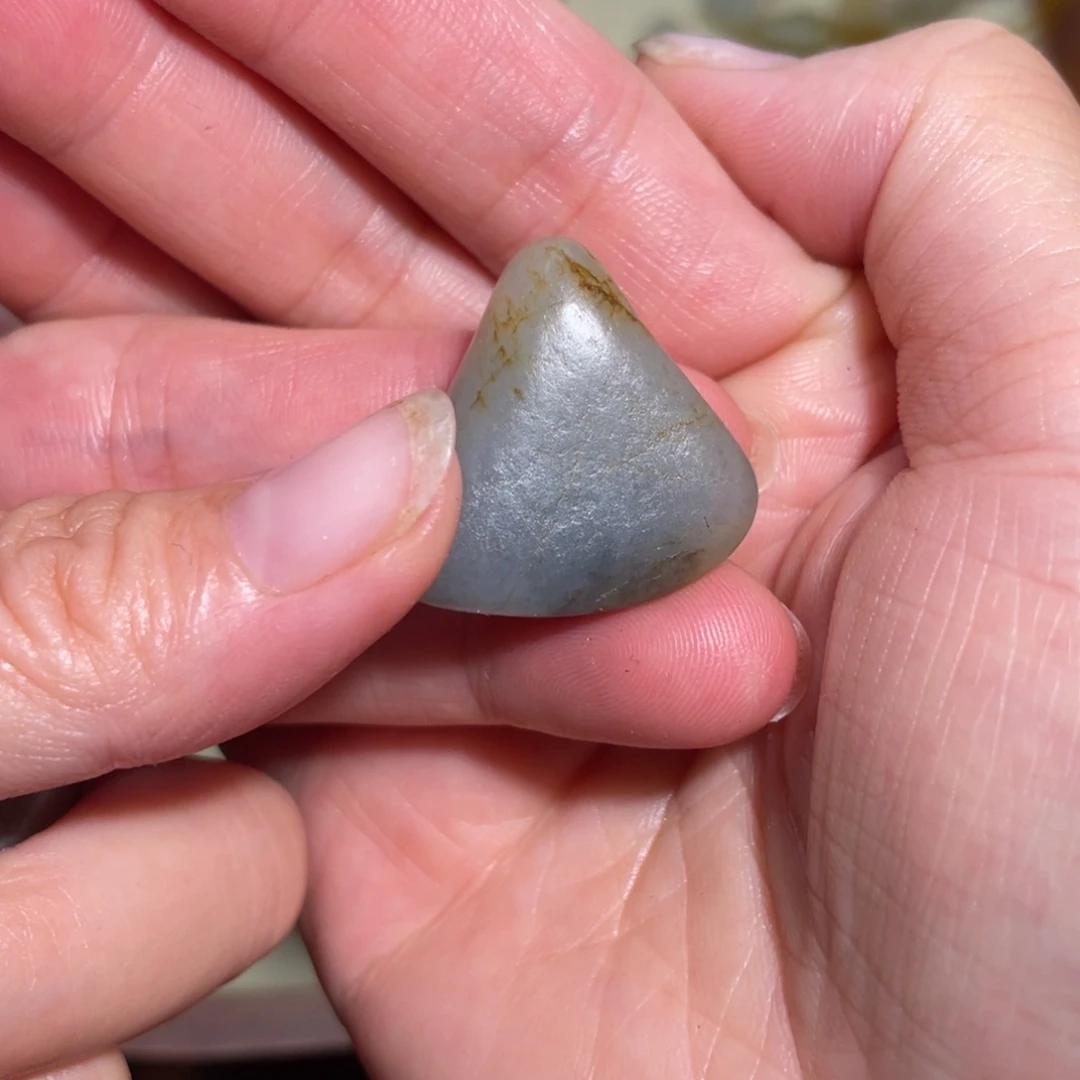 未镶嵌和田玉挂件好