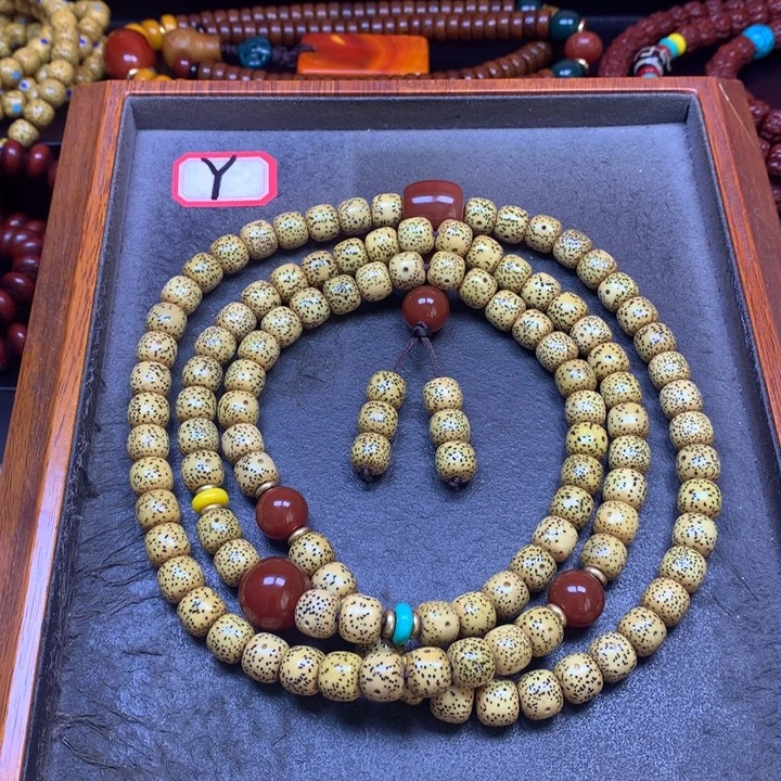 星月菩提吊坠菩提