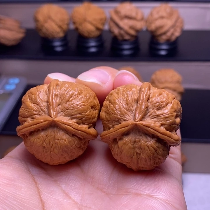 把件文玩核桃聚宝盆三楞54