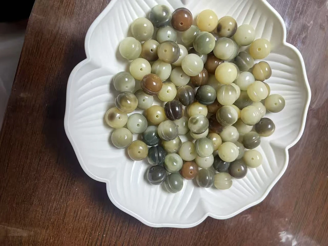 白玉菩提精品13蛋堡20颗