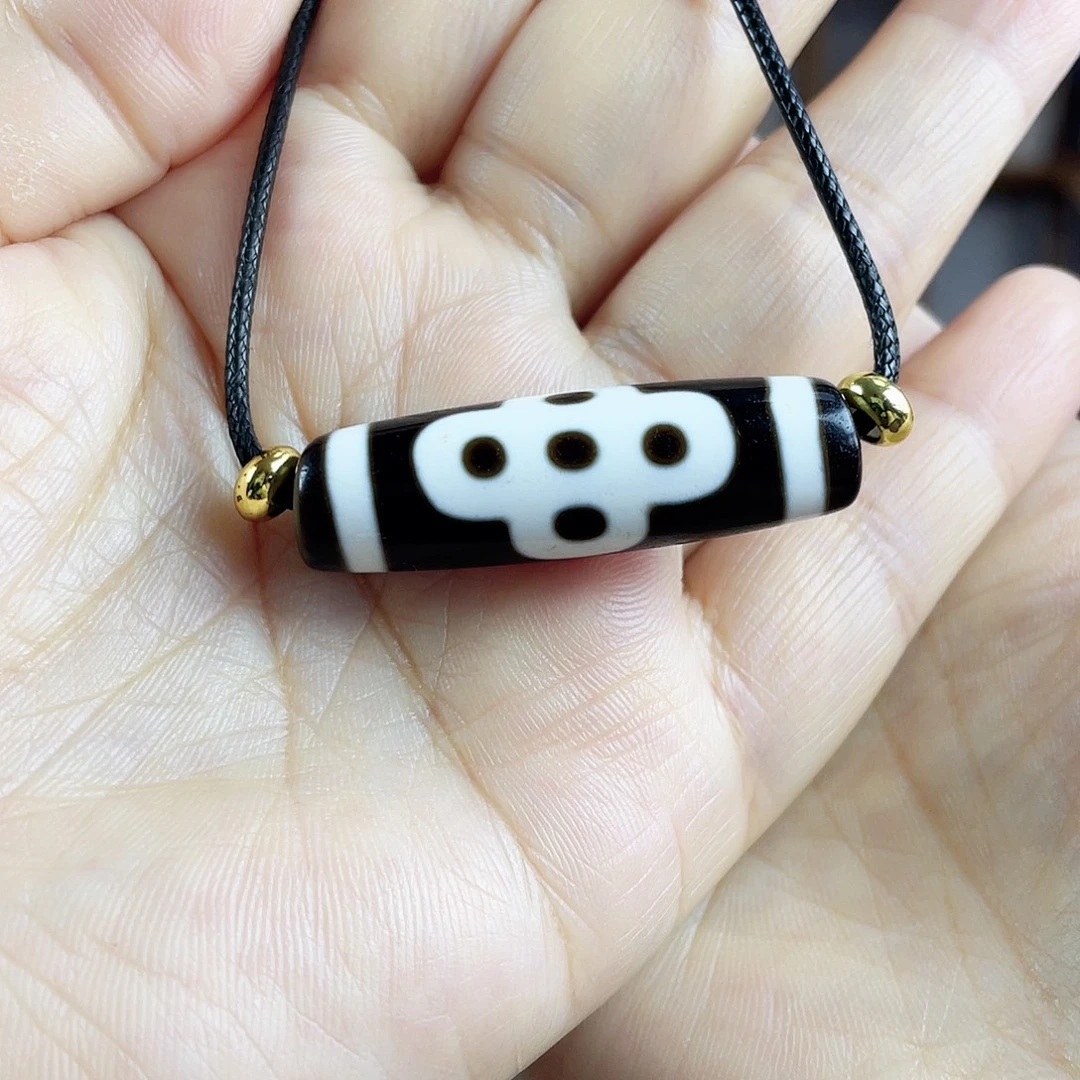 玛瑙/玉髓合金颈饰行运