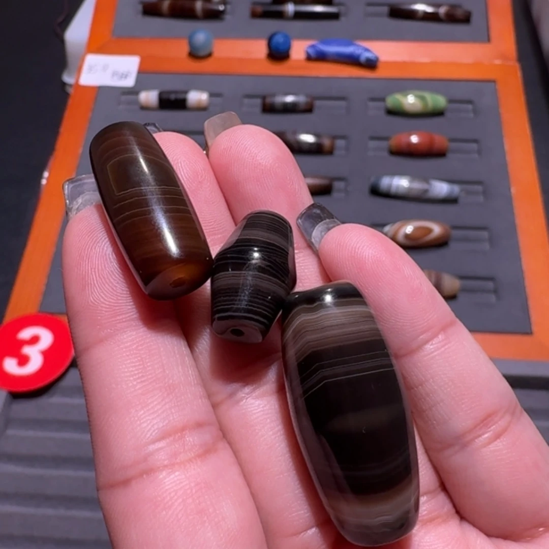 缠丝玛瑙咖色勒子