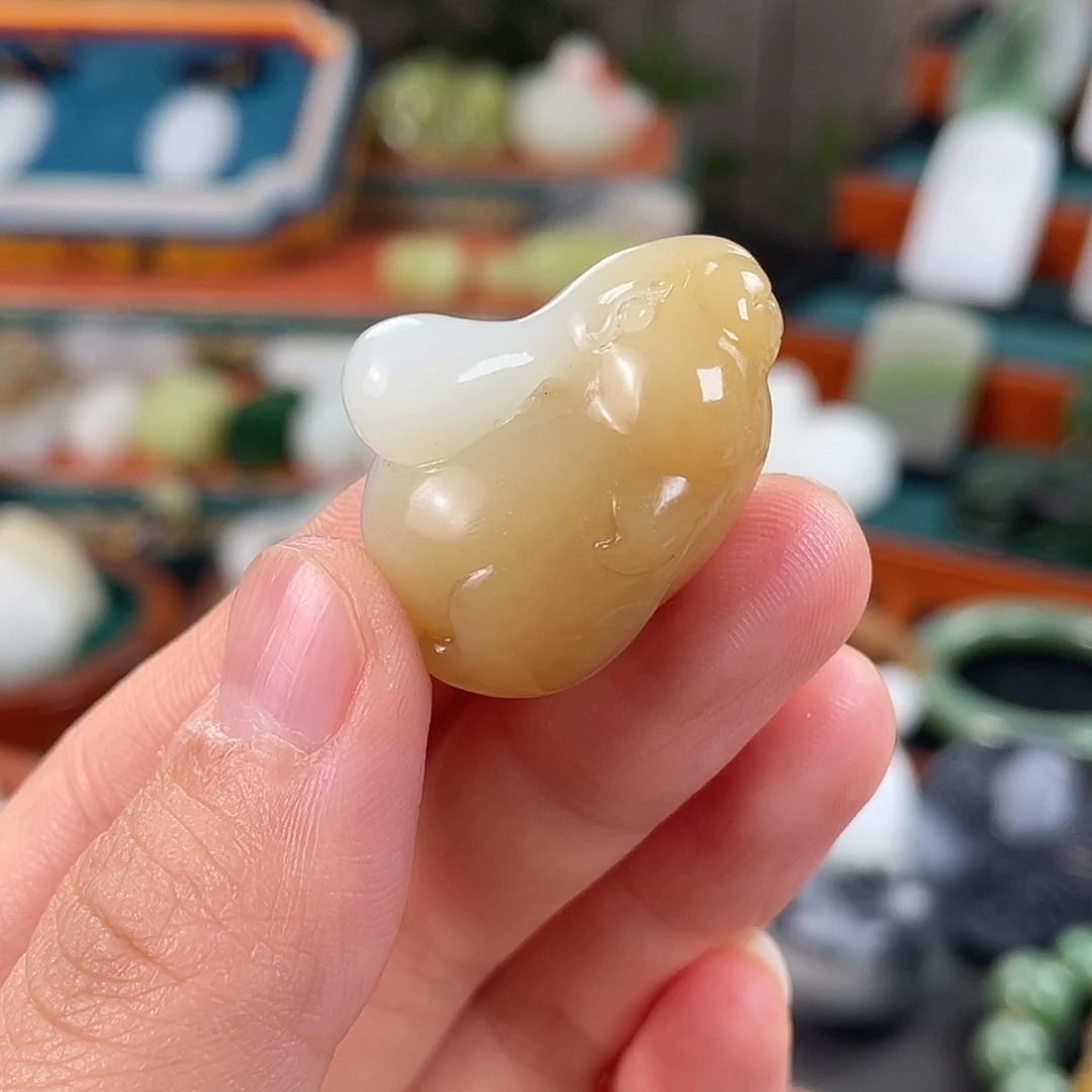 未镶嵌和田玉挂件