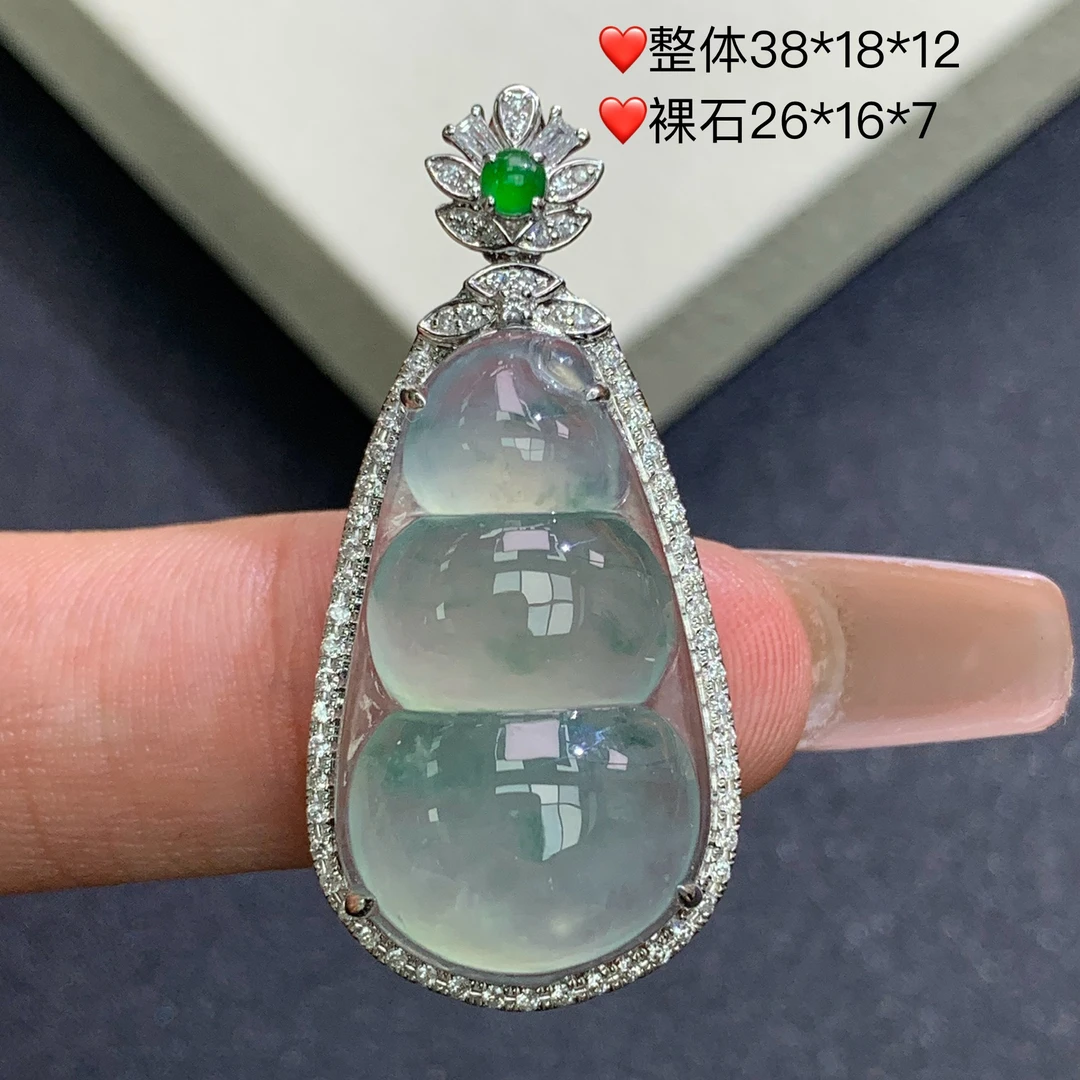 新品推荐·18K金高冰飘花豆子福豆翡翠玉石缅A吊坠气质时尚冰透