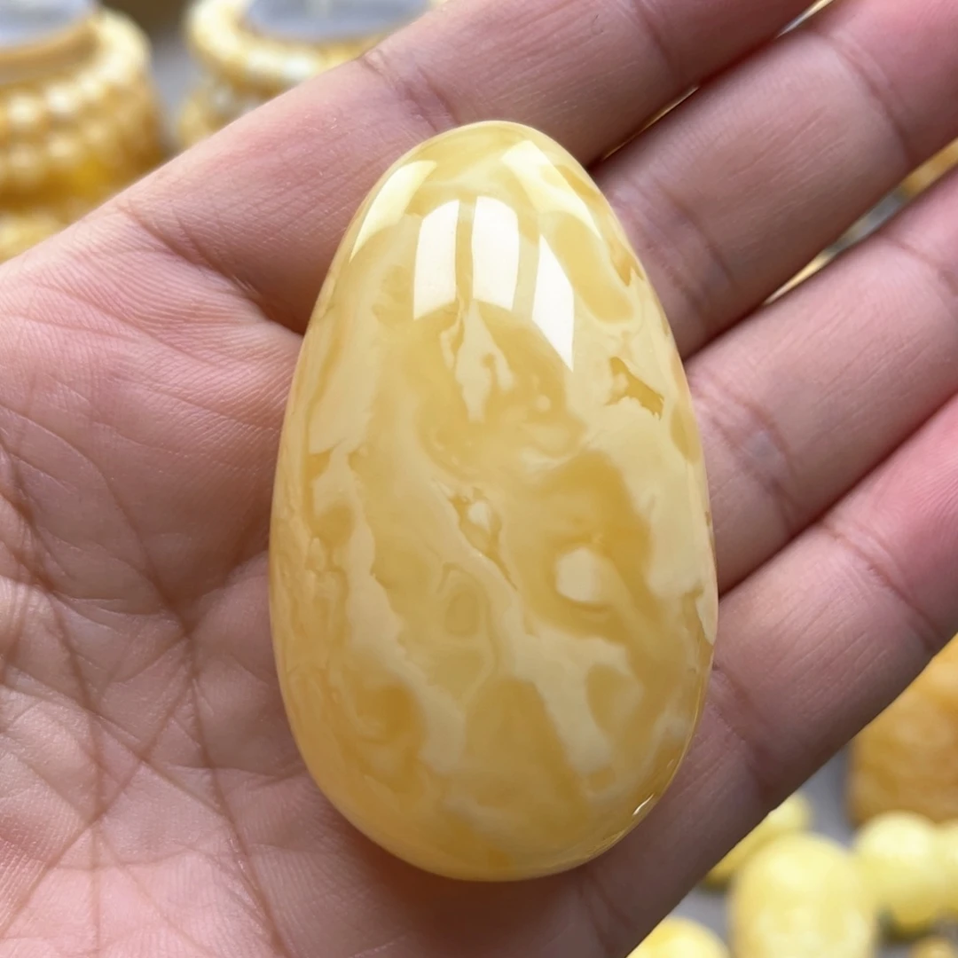 琥珀颈饰未镶嵌吊坠