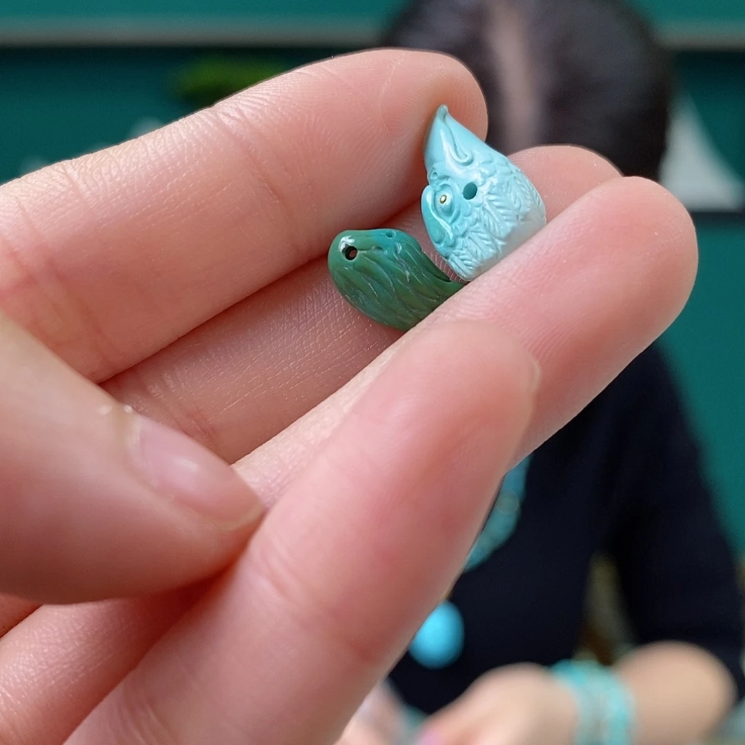 绿松石未镶嵌挂件